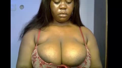 Snapshot of ebony_plumx12 chatting on 8, 1, 2026 Prisy online show from 8, 1, 2026