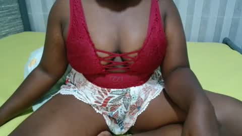 Snapshot of ebony_sabrina chatting on 9, 9, 2025 Sabrina online show from 9, 9, 2025