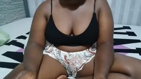 Snapshot of ebony_sabrina chatting on 21, 10, 2025 Sabrina online show from 21, 10, 2025