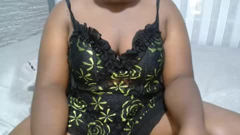 Snapshot of ebony_sabrina chatting on 29, 10, 2025 Sabrina online show from 29, 10, 2025