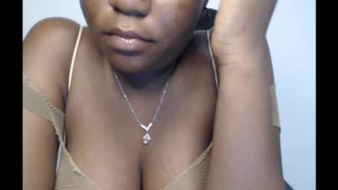 Snapshot of ebony_sexy_queen chatting on 8, 2, 2025 Racheal online show from 8, 2, 2025