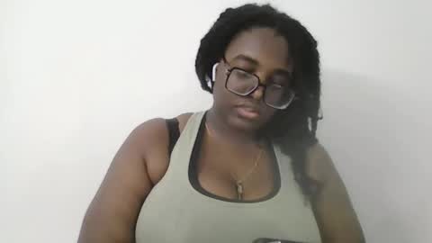 ebonybigtitqueen0 online show from 15, 9, 2025