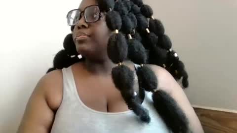 Snapshot of ebonybigtitqueen3 chatting on 2, 11, 2025 ebonybigtitqueen3 online show from 2, 11, 2025