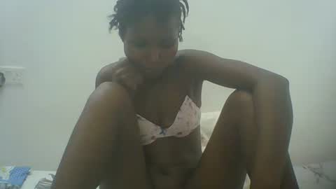 Snapshot of ebonycutegal1996 chatting on 17, 2, 2025 TRIZER online show from 17, 2, 2025