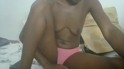 Snapshot of ebonycutegal1996 chatting on 3, 3, 2025 TRIZER online show from 3, 3, 2025