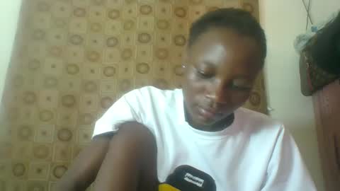 Snapshot of ebonycutegal4 chatting on 24, 2, 2025 MELLEN online show from 24, 2, 2025