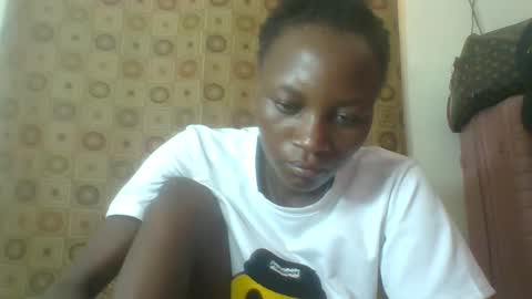 Snapshot of ebonycutegal4 chatting on 24, 2, 2025 MELLEN online show from 24, 2, 2025