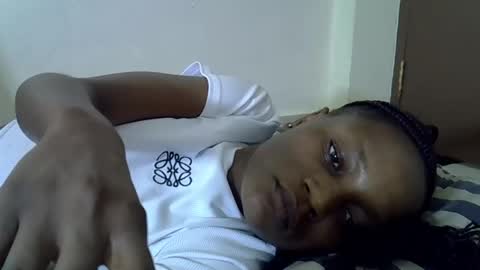 Snapshot of ebonycutegal4 chatting on 15, 9, 2025 MELLEN online show from 15, 9, 2025
