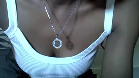 Snapshot of ebonycutegal4 chatting on 16, 11, 2025 MELLEN online show from 16, 11, 2025