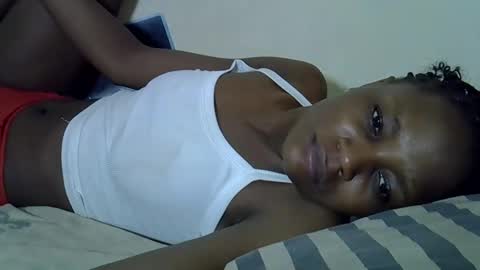 Snapshot of ebonycutegal4 chatting on 14, 12, 2025 MELLEN online show from 14, 12, 2025