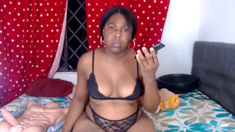 Snapshot of ebonyjdore chatting on 9, 3, 2025 rosmary online show from 9, 3, 2025