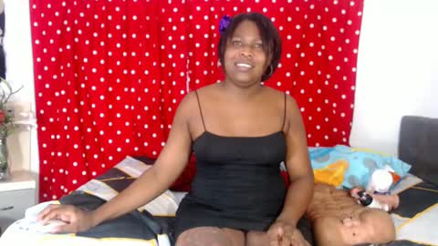Snapshot of ebonyjdore chatting on 20, 11, 2025 rosmary online show from 20, 11, 2025