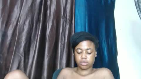 Snapshot of ebonypussy_xx chatting on 15, 10, 2025 ebonypussy_xx online show from 15, 10, 2025