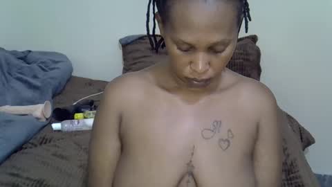 ebonyy_noir online show from 15, 4, 2026