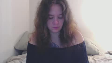 Snapshot of echosol17 chatting on 27, 10, 2025 Weird Echo online show from 27, 10, 2025