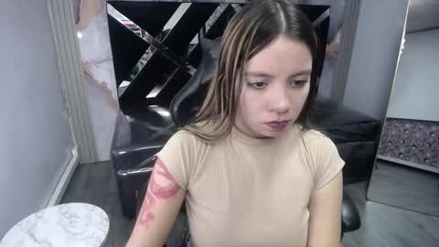 Snapshot of eco_deluna_v chatting on 2, 2, 2026 Hi Stream 800am to 200pm online show from 2, 2, 2026