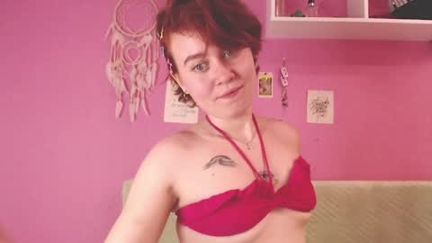 Snapshot of ecstasys_ chatting on 8, 5, 2026 ecstasys_ online show from 8, 5, 2026
