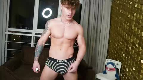 Snapshot of ed_hooligan chatting on 23, 11, 2025 ed_hooligan online show from 23, 11, 2025