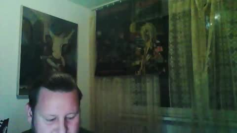 Snapshot of eda666 chatting on 22, 10, 2025 Edward online show from 22, 10, 2025