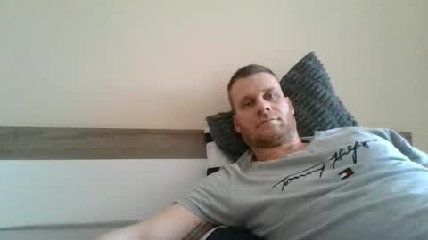 edd402901 online show from 4, 4, 2026