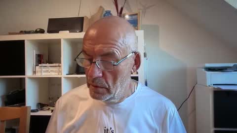 Snapshot of eddelmar chatting on 23, 5, 2026 eddelmar online show from 23, 5, 2026