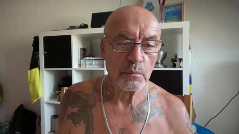 Snapshot of eddelmar chatting on 24, 5, 2026 eddelmar online show from 24, 5, 2026