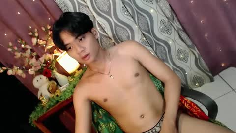 Snapshot of edelcum_xx chatting on 19, 2, 2025 edelcum_xx online show from 19, 2, 2025