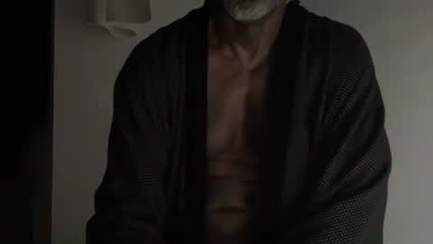 Snapshot of edgingdaddy chatting on 28, 11, 2025 Dad online show from 28, 11, 2025