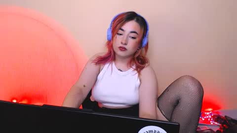 Snapshot of ediefris chatting on 9, 1, 2025 fickle demon made of clumps of matter online show from 9, 1, 2025