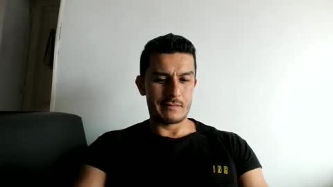 Snapshot of edisson0122256274 chatting on 5, 8, 2026 edisson0122256274 online show from 5, 8, 2026