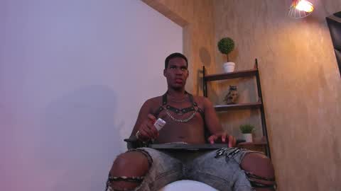 Edmund Falker online show from 17, 10, 2025
