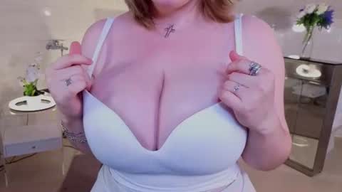 ednaadamse online show from 14, 7, 2026