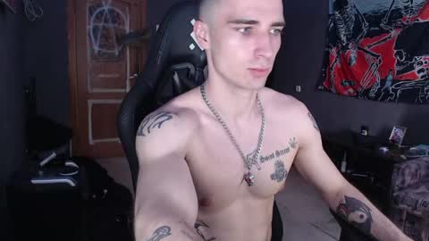 Snapshot of eduard_loveee chatting on 6, 6, 2026 Eduar online show from 6, 6, 2026