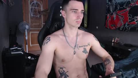 Snapshot of eduard_loveee chatting on 8, 7, 2026 Eduar online show from 8, 7, 2026