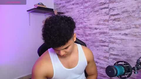 Snapshot of edward__clarck chatting on 16, 10, 2025 EDWARD CLARCK online show from 16, 10, 2025