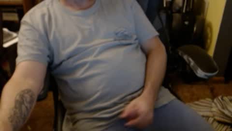 edwardaims_2please online show from 25, 9, 2025