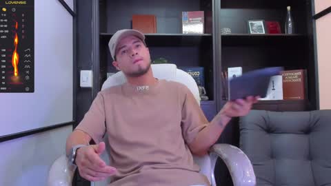 Edward Ross online show from 28, 1, 2025