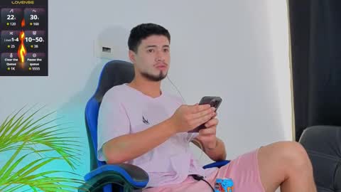 Edward Ross online show from 4, 12, 2025