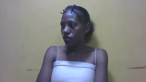 edwige770943 online show from 19, 4, 2026