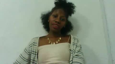 Snapshot of edwige770943 chatting on 8, 6, 2026 edwige770943 online show from 8, 6, 2026