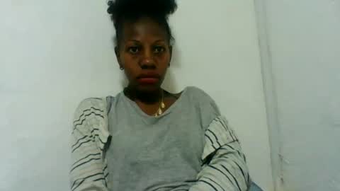 Snapshot of edwige770943 chatting on 17, 6, 2026 edwige770943 online show from 17, 6, 2026