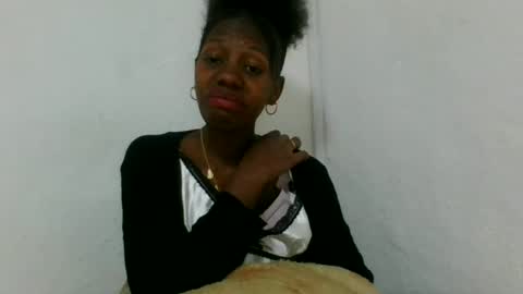 Snapshot of edwige770943 chatting on 30, 6, 2026 edwige770943 online show from 30, 6, 2026