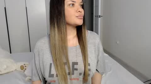 Snapshot of eelena4kiss chatting on 23, 2, 2025 eelena4kiss online show from 23, 2, 2025