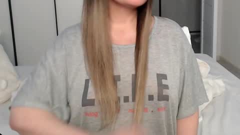 Snapshot of eelena4kiss chatting on 25, 2, 2025 eelena4kiss online show from 25, 2, 2025