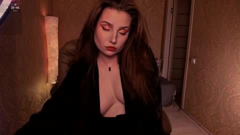 Snapshot of eesmaaarr chatting on 16, 2, 2026 eesmaaarr online show from 16, 2, 2026