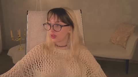 EVA NON NUDE online show from 5, 7, 2026