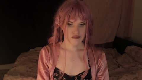 Effie Mur online show from 26, 12, 2024