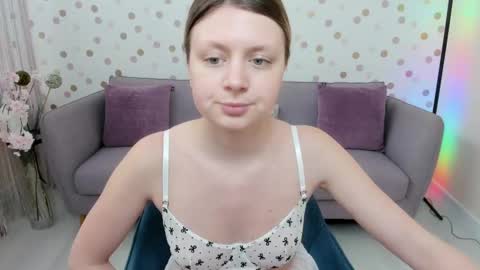 Effy online show from 3, 3, 2025