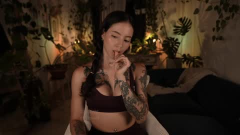 Effy online show from 28, 4, 2026