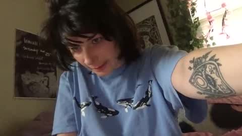 eggnog_and_booty online show from 21, 5, 2026